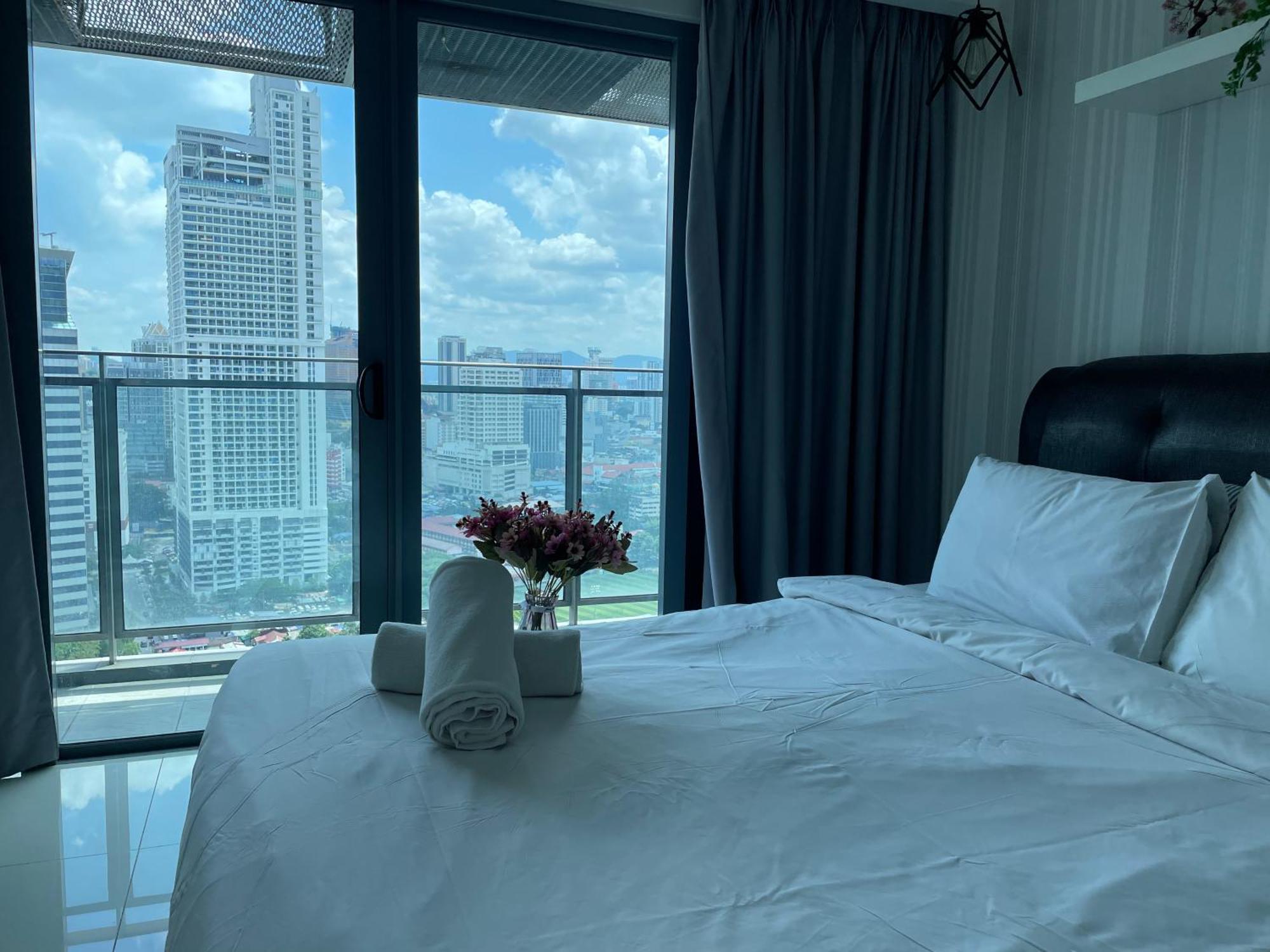 Mercu Summer Suite Klcc By Minshuku Куала-Лумпур Экстерьер фото